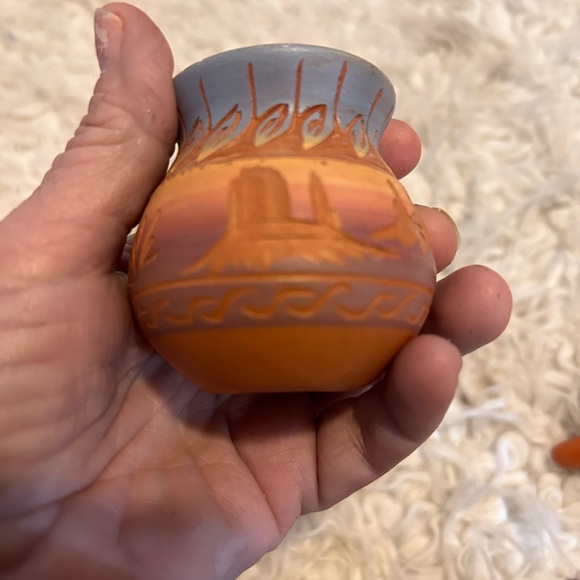 MESA VERDE Pottery Native American NAVAJO Mini Vase turtle Signed - Picture 13 of 16